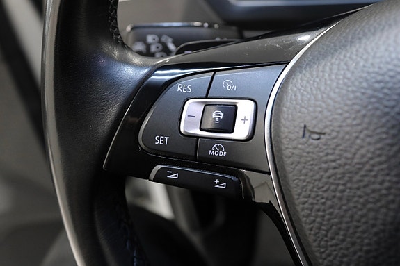 Volkswagen Tiguan 30 of 30