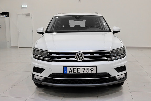Volkswagen Tiguan 7 of 30
