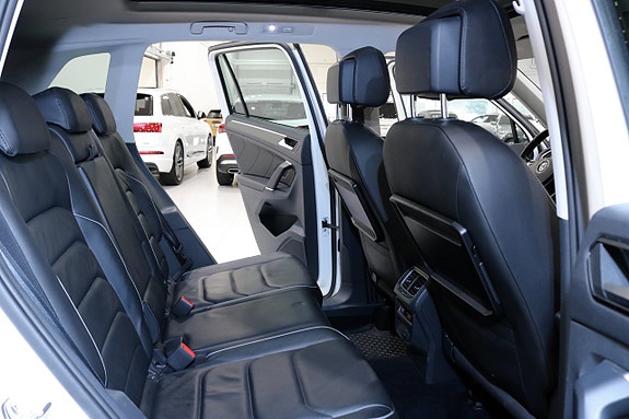 Volkswagen Tiguan 18 of 30