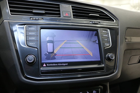Volkswagen Tiguan 29 of 30