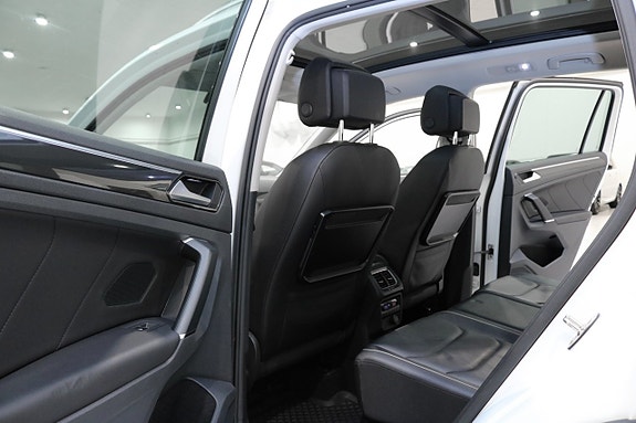 Volkswagen Tiguan 17 of 30