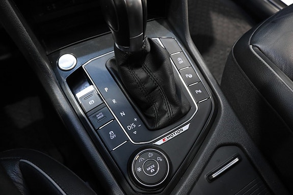 Volkswagen Tiguan 25 of 30