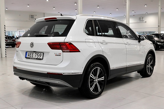 Volkswagen Tiguan 3 of 30