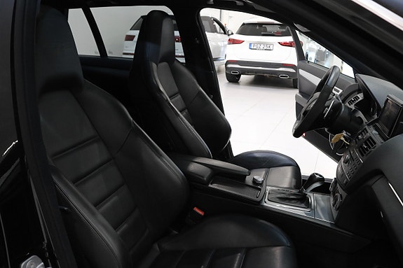Mercedes-Benz C63 19 of 30