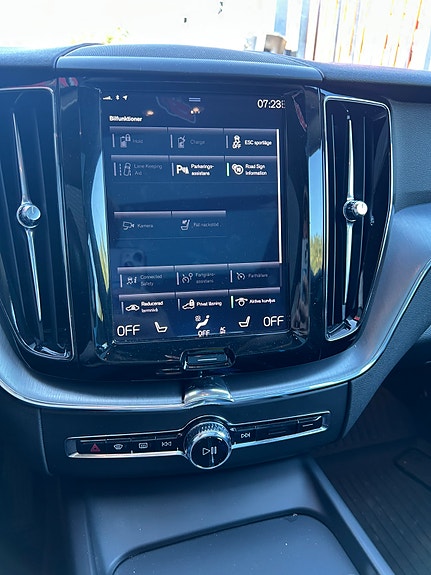 Volvo XC60 6 of 10