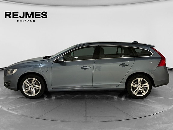Volvo V60 3 of 14