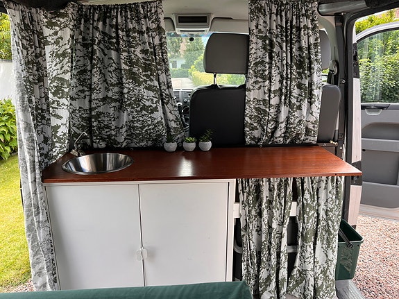 Volkswagen Transporter 4 of 5