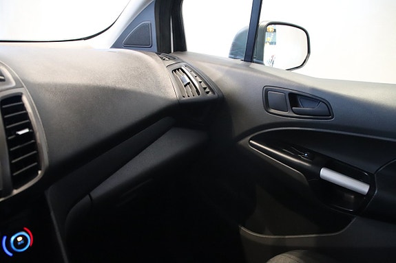 Ford Transit Connect 11 of 13