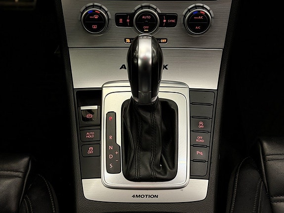 Volkswagen Passat Alltrack 24 of 24