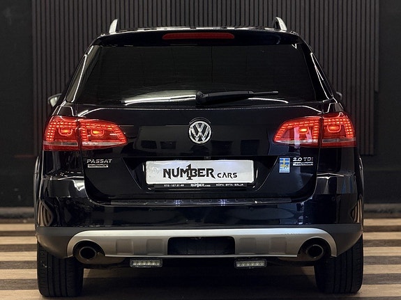 Volkswagen Passat Alltrack 10 of 24