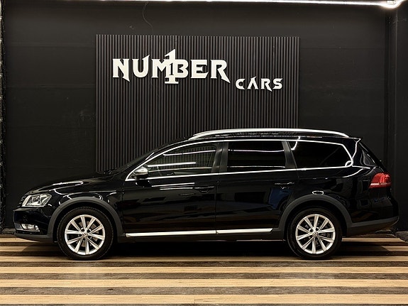 Volkswagen Passat Alltrack 6 of 24