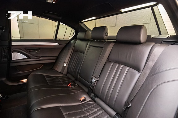 BMW M5 21 of 27