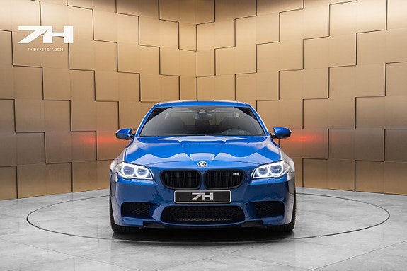 BMW M5 8 of 27