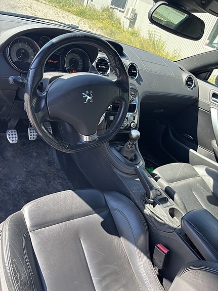 Peugeot RCZ 3 of 3