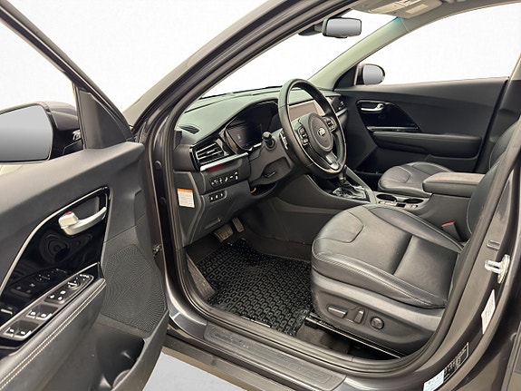Kia Niro 9 of 30