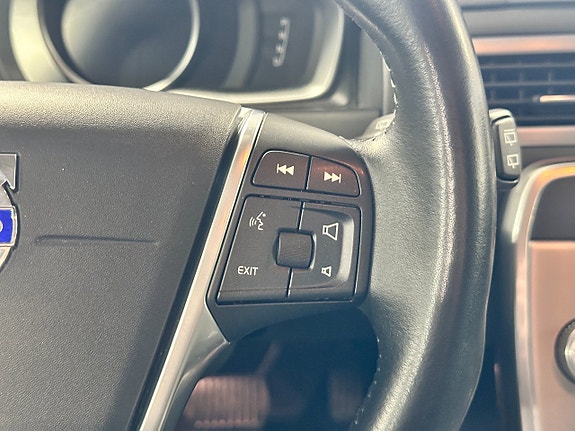 Volvo V70 21 of 30
