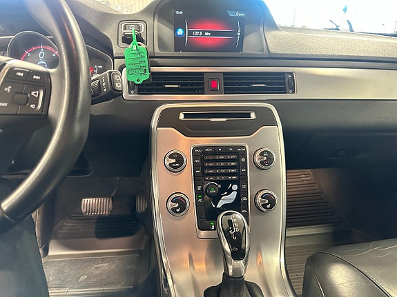 Volvo V70 24 of 30