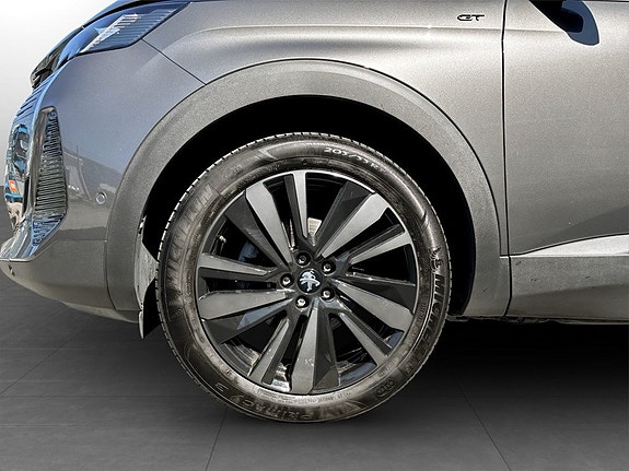 Peugeot 3008 16 of 18