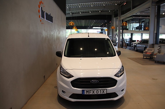 Ford Transit Connect 2 of 5