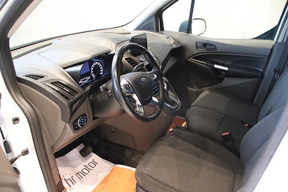 Ford Transit Connect 8 of 12