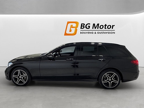 Mercedes-Benz C300 7 of 24