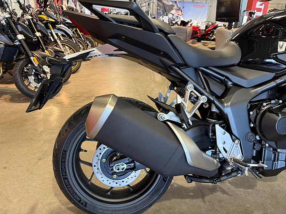 Honda CB1000GT 10 of 15