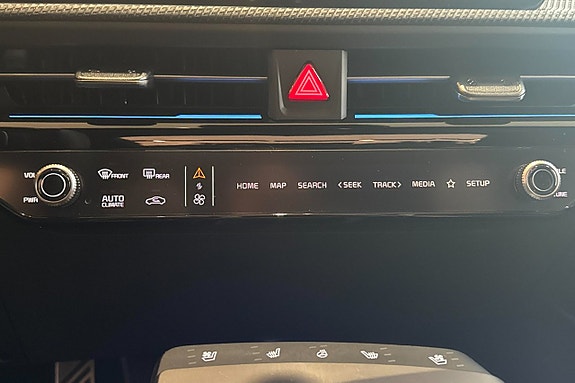 Kia EV6 14 of 28