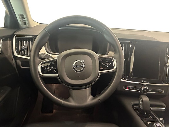 Volvo V90 10 of 13