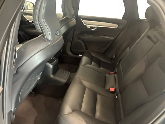 Volvo V90 6 of 13