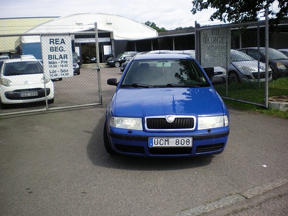Skoda Octavia 3 of 5