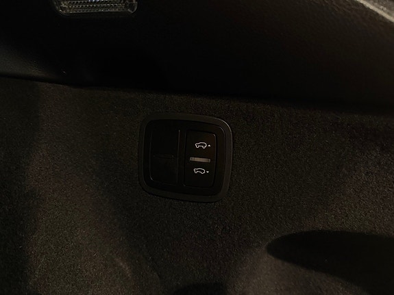 Porsche Macan 25 of 30