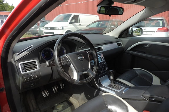 Volvo V70 7 of 14