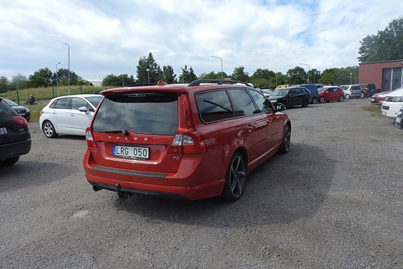 Volvo V70 5 of 14