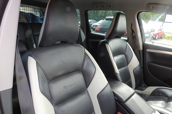 Volvo V70 10 of 14