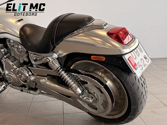 Harley-Davidson VRSCA V-Rod | Screamin' Eagle | 100th Anniversary 12 of 21