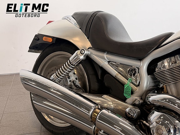 Harley-Davidson VRSCA V-Rod | Screamin' Eagle | 100th Anniversary 3 of 21