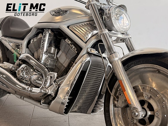 Harley-Davidson VRSCA V-Rod | Screamin' Eagle | 100th Anniversary 2 of 21