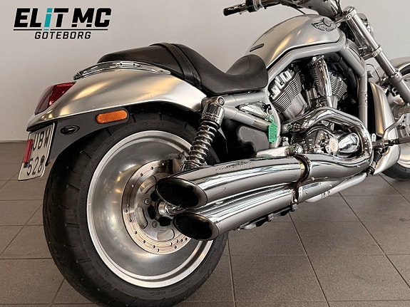 Harley-Davidson VRSCA V-Rod | Screamin' Eagle | 100th Anniversary 9 of 21
