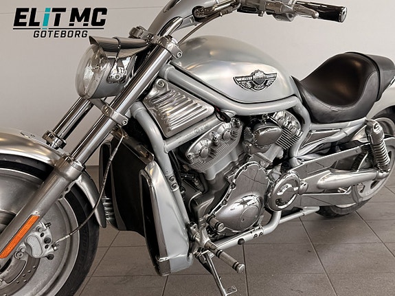 Harley-Davidson VRSCA V-Rod | Screamin' Eagle | 100th Anniversary 17 of 21