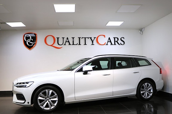 Volvo V60 2 of 27