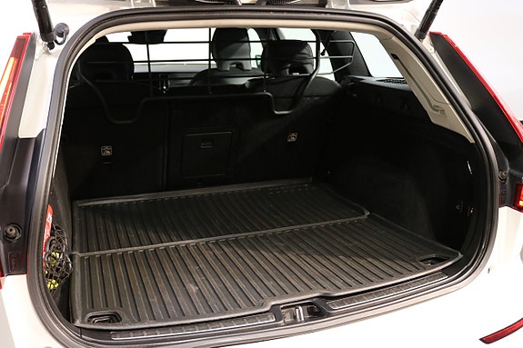 Volvo V60 24 of 27