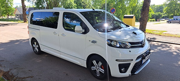 Toyota Proace Verso 2 of 5