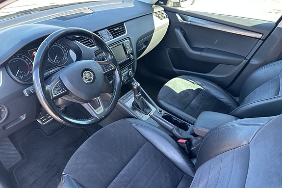 Skoda Octavia Scout 26 of 30