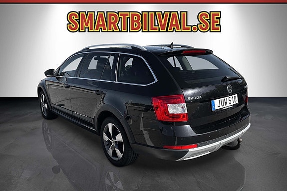 Skoda Octavia Scout 5 of 30