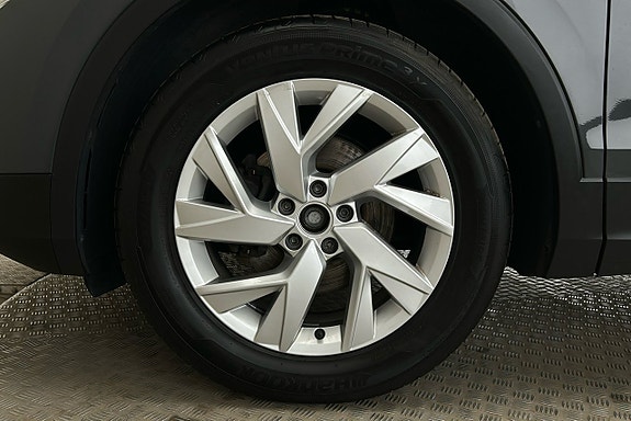 Volkswagen Tiguan 12 of 26