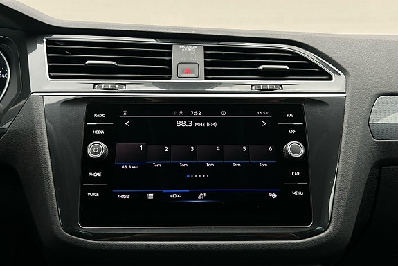 Volkswagen Tiguan 8 of 26