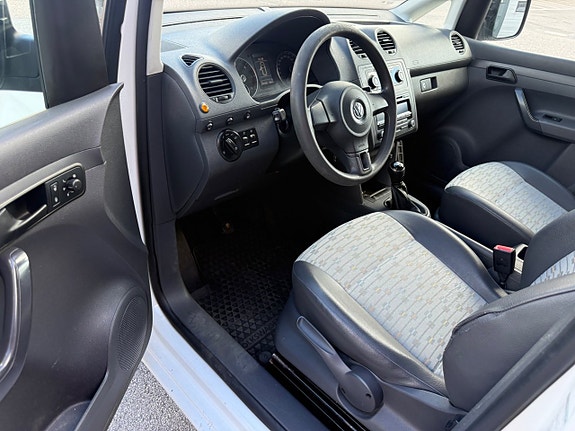 Volkswagen Caddy Maxi 7 of 9