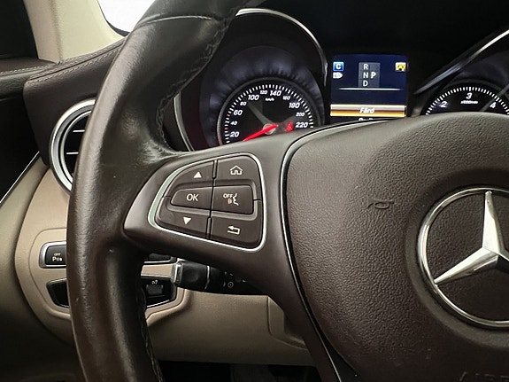 Mercedes-Benz GLC220 d 18 of 30