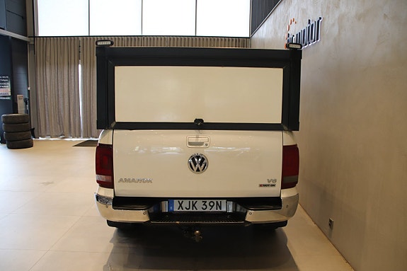 Volkswagen Amarok 5 of 5