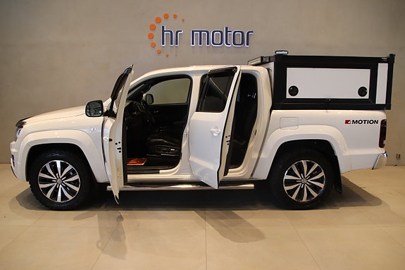 Volkswagen Amarok 8 of 18
